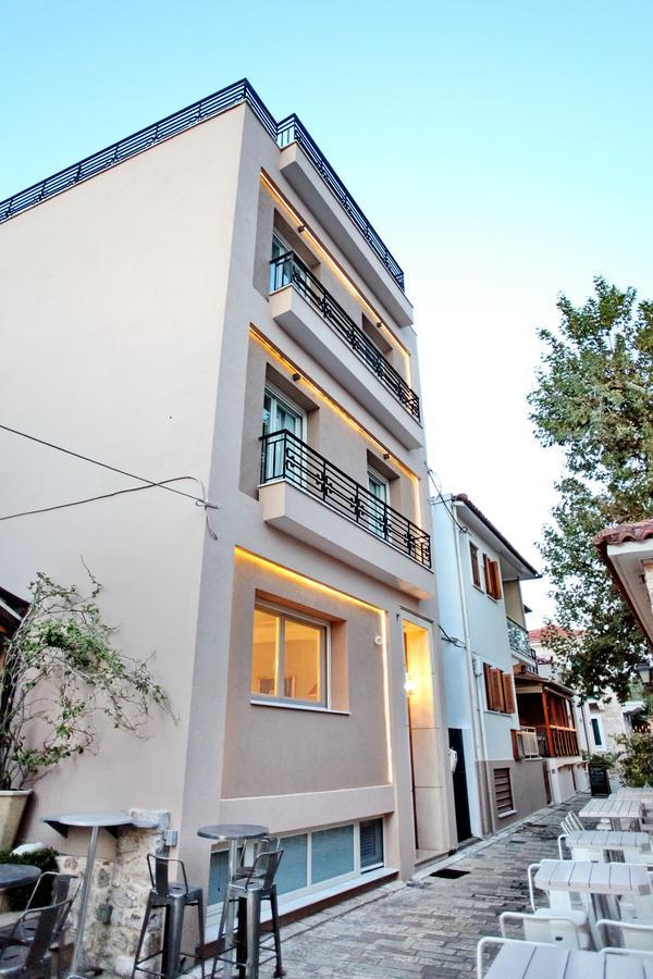 Pepo'S Guesthouse นาฟปาคตอส ภายนอก รูปภาพ