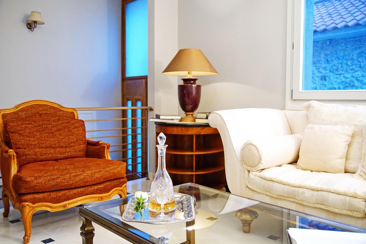 Pepo'S Guesthouse นาฟปาคตอส ภายนอก รูปภาพ